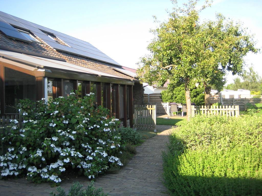 B&B Huize Bex NeerNeerpelt Exterior foto