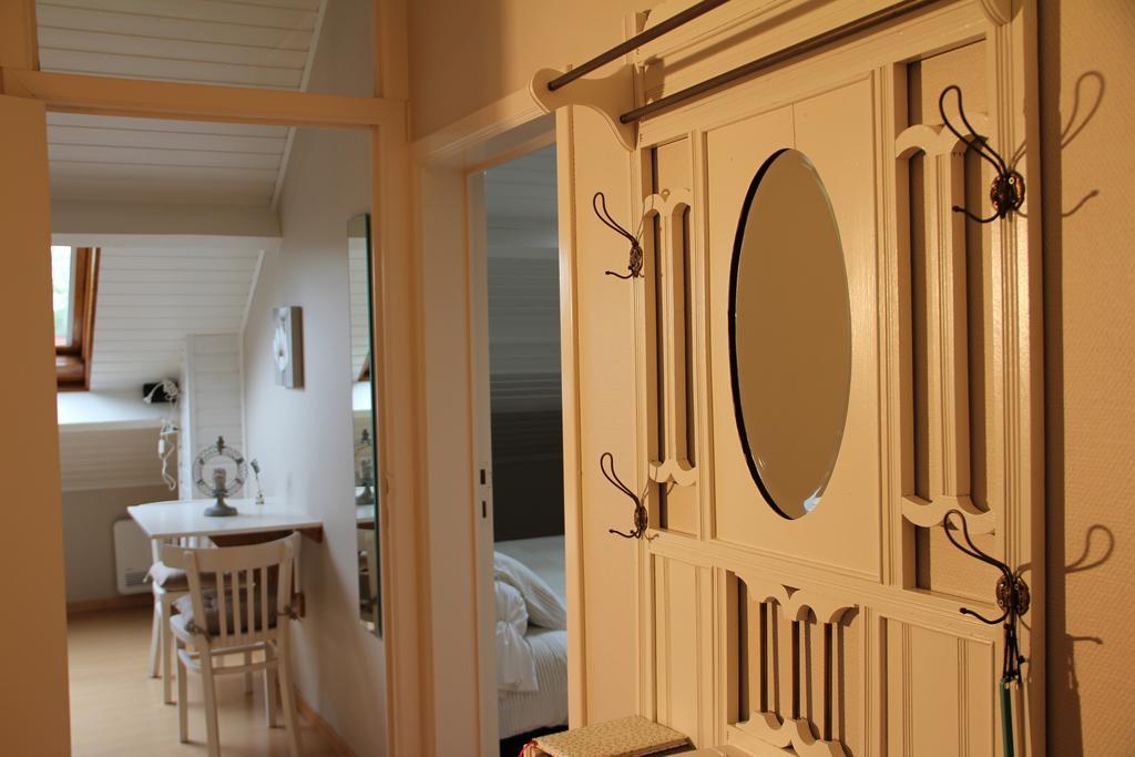 B&B Huize Bex NeerNeerpelt Zimmer foto